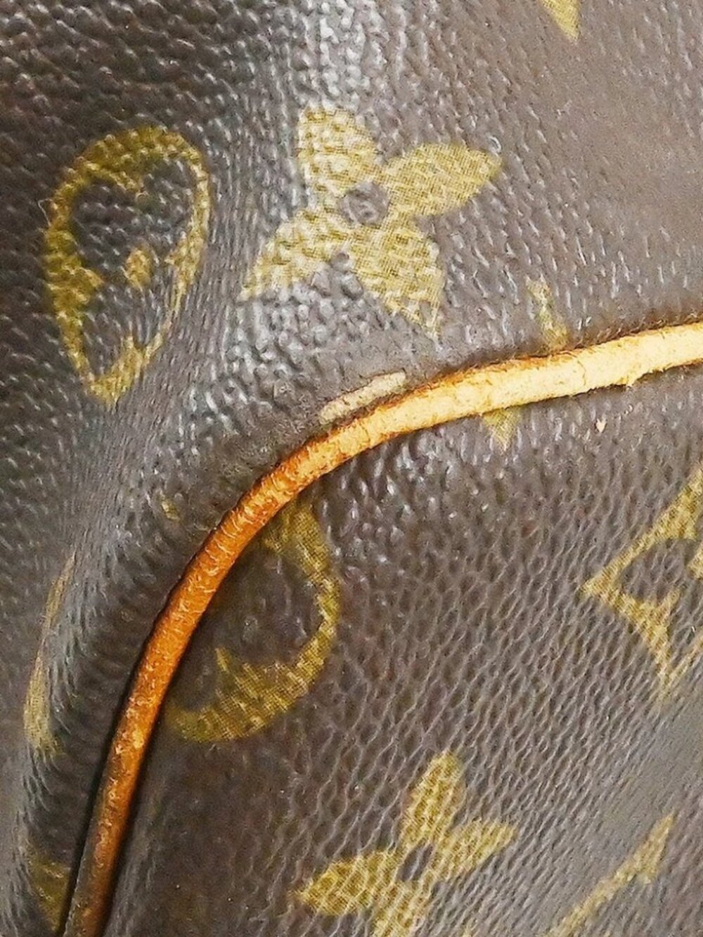 LOUIS VUITTON KEEPALL BANDOULIERE 60 DUFFLE - Picture 9 of 14